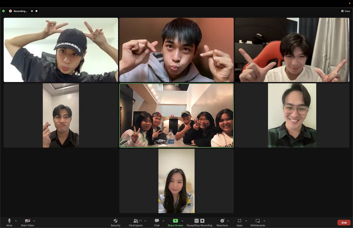 bgyo_ph's tweet photo. #BGYO | Thank you for your patience and understanding, Team ACEs Canada... so much learnings! We love you! ♠️ https://t.co/6oAw8kbokG