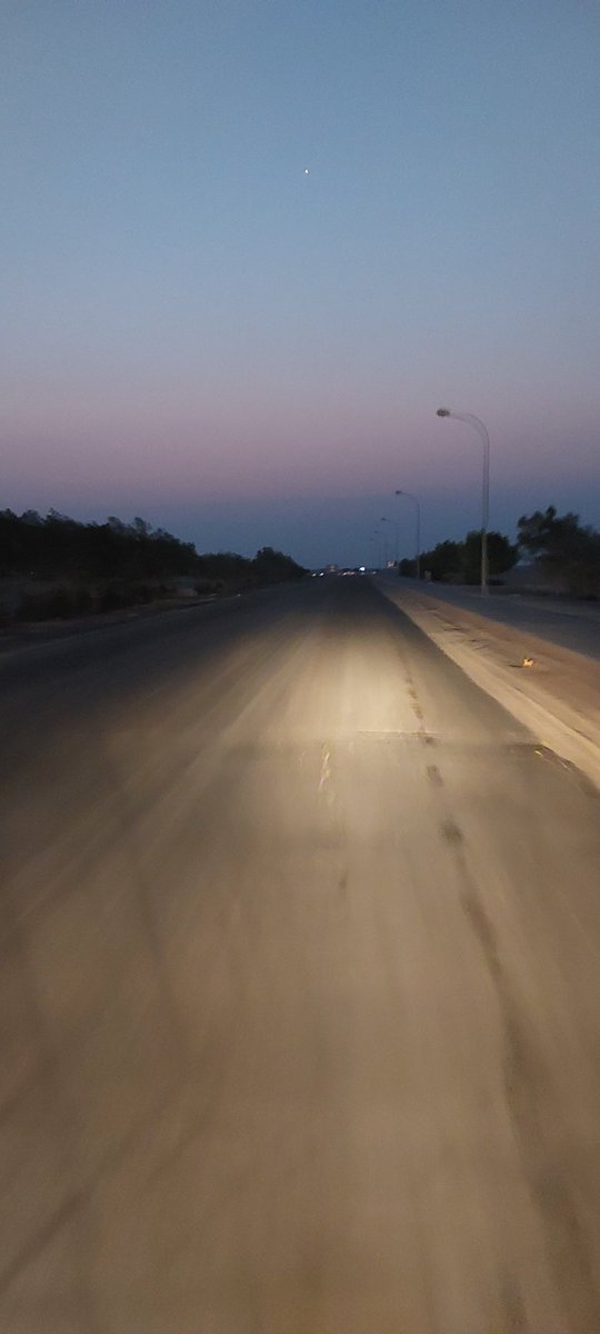 OMAN89186100's tweet photo. أقدارنا مكتوبه ورزقنا محتوم
وعلى كف القدر نمشي ولا ندري على المكتوب
#صباح_الخيرᅠ
#work_time👷🏻
#Empty_Quarter_Desert https://t.co/oUX1Anfa7Q