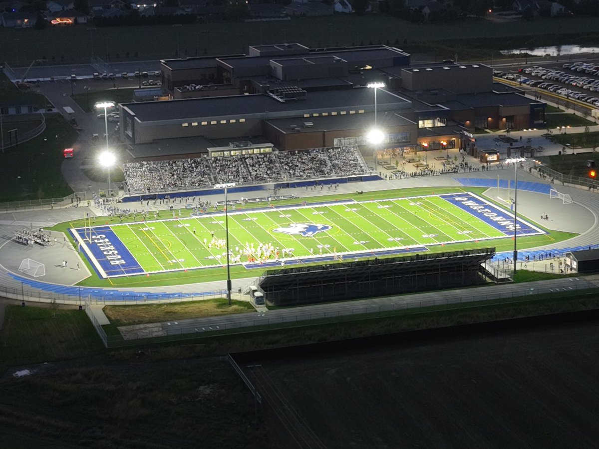 KGibart's tweet photo. Friday Night Lights is back in Owatonna! https://t.co/Ol90cYyDGL