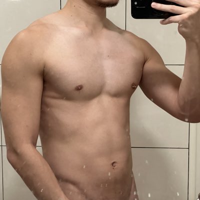 chi_zzizz's tweet photo. #NewProfilePic (新個人資料照片) https://t.co/8NwzdmgBuE