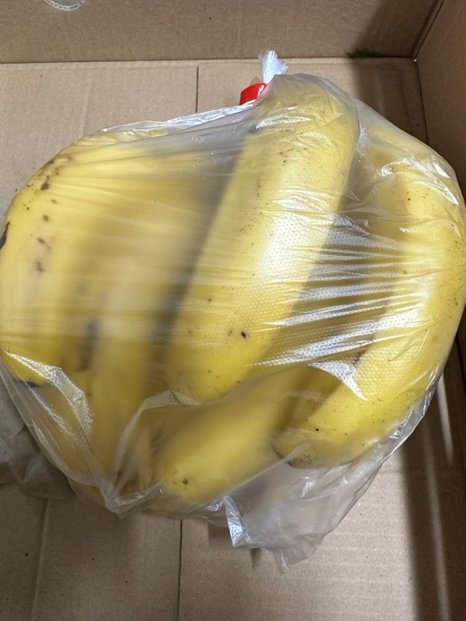 coffee_edison's tweet photo. 健康のために毎日バナナを食べましょう。

お土産にバナナをご用意してお待ちしております。
#匠珈琲恵時尊　#お土産 #バナナ #なんじゅ店 #そうじゅ店 https://t.co/x8mS0B0cgG