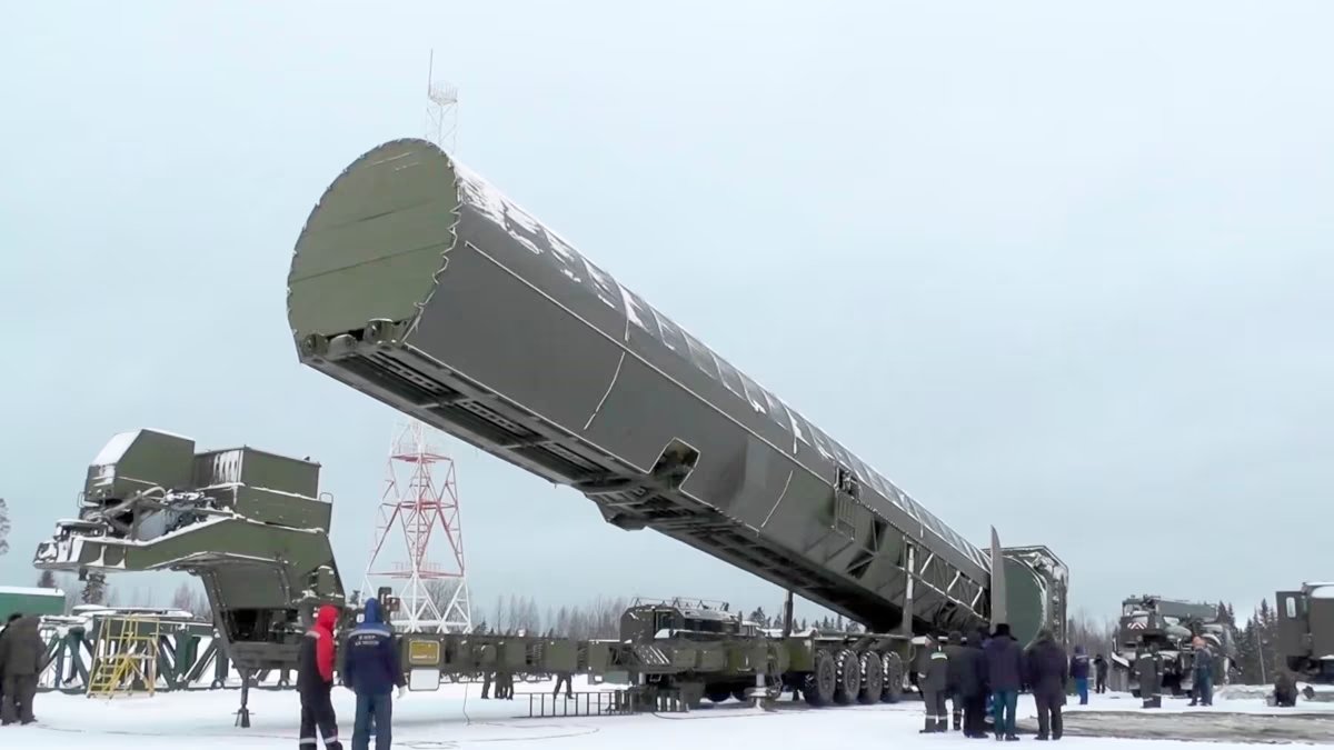 L_ThinkTank's tweet photo. [ 🇷🇺 RUSSIE ]

🔸 Le chef de l'agence spatiale russe Roscosmos, Yuri Borissov, a affirmé que les ICBM « Sarmat », aussi appelés « Satan 2 » en Europe, ont été mis en service de combat. https://t.co/3g1mmef5S3