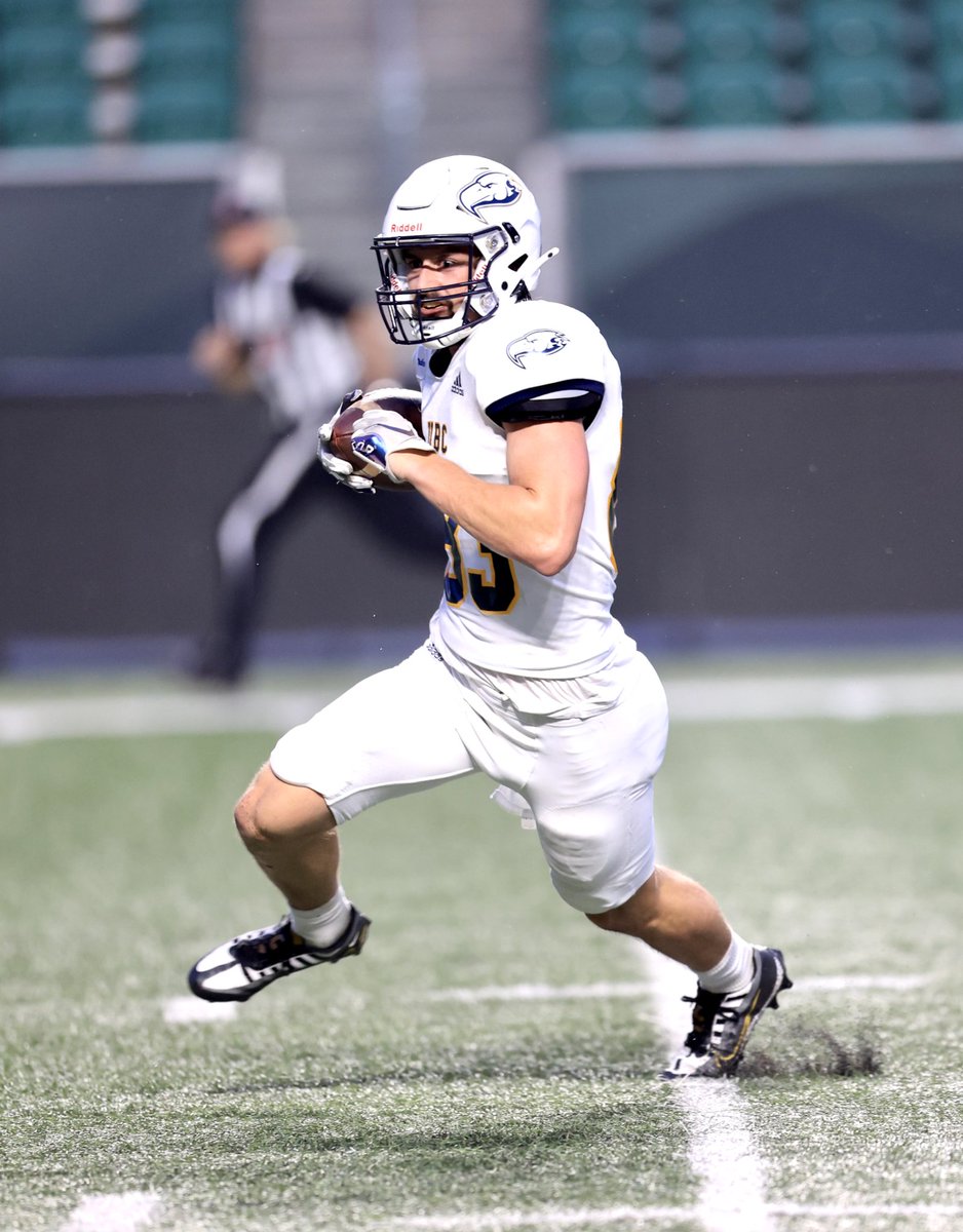 🏈 FB | <a href="/ubcfbl/">UBC Football</a> holds a 13-2 lead over the Rams at half time! Garrett Rooker connected with Sam Davenport for a 61 yard touchdown for the only major of the game thus far
#GoBirdsGo

📸 Piper Sports Photography