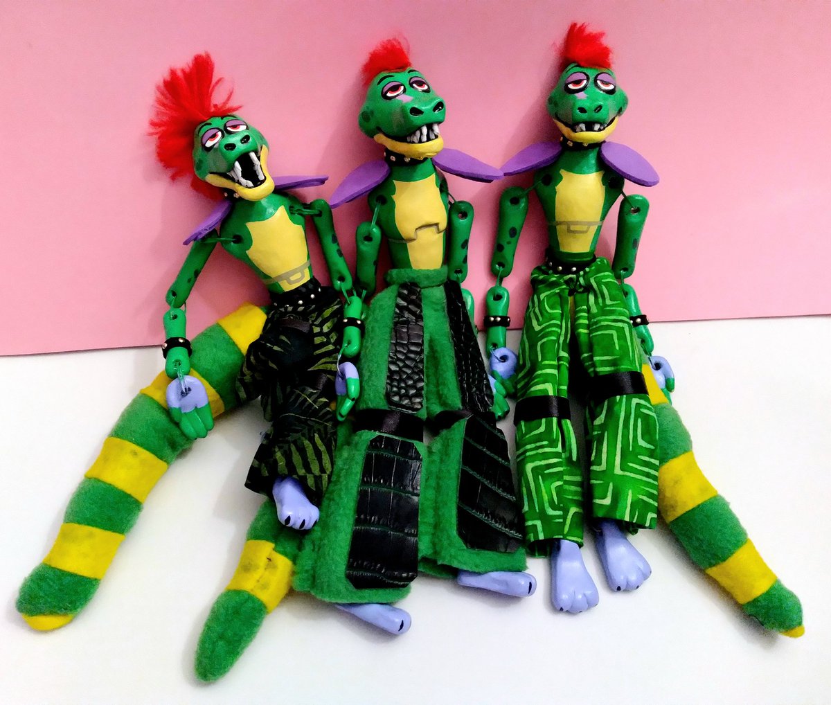 Lets_make_dolls's tweet photo. Monty 🐊  

#fnaf #monty #SecurityBreach https://t.co/vEpn4CYR6M