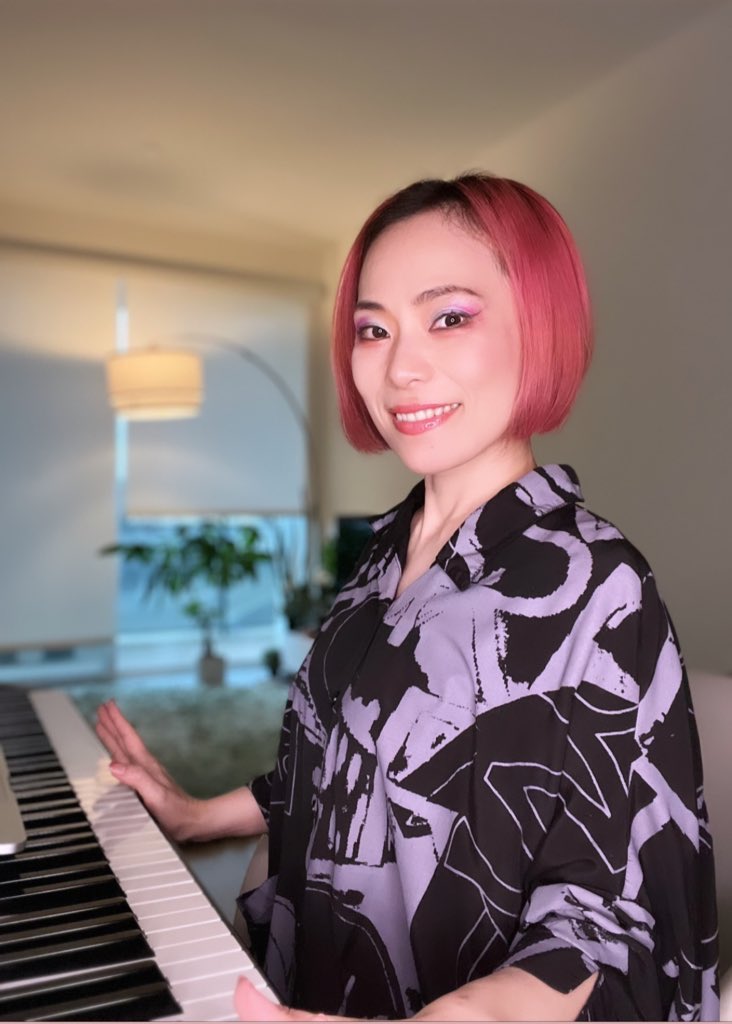 shihoriNY's tweet photo. @Miranda_Jenius Thank you for watching today’s Shihori weekly streaming! Talking a lot about foods made me super hungry🤤
And now, I’m super excited for @connecturday in Costa Rica next weekend🥹❤️💕Have a great weekend and see you week after next!
Archive
https://t.co/tgf1Zv8Ubo https://t.co/SlAsLJLIcd