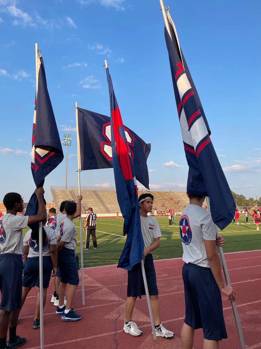 MsDBrimhal's tweet photo. #FridayNightLights #MyAldine @BDafjrotc @DavisHS_AISD Attitude check with the amazing cheerleading squad! https://t.co/xMFFh4mc8C