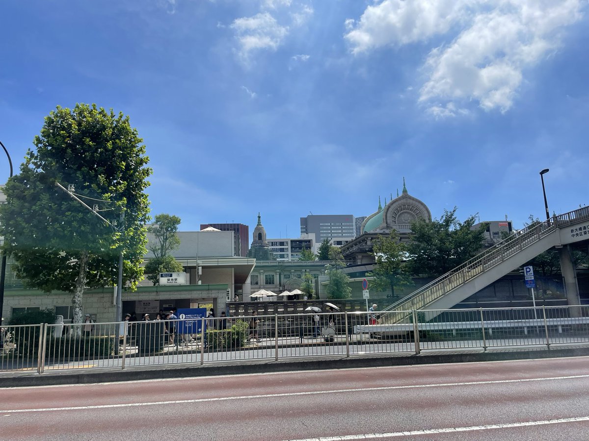 ogumiy's tweet photo. 築地なう。 https://t.co/gbgQeMhc2e
