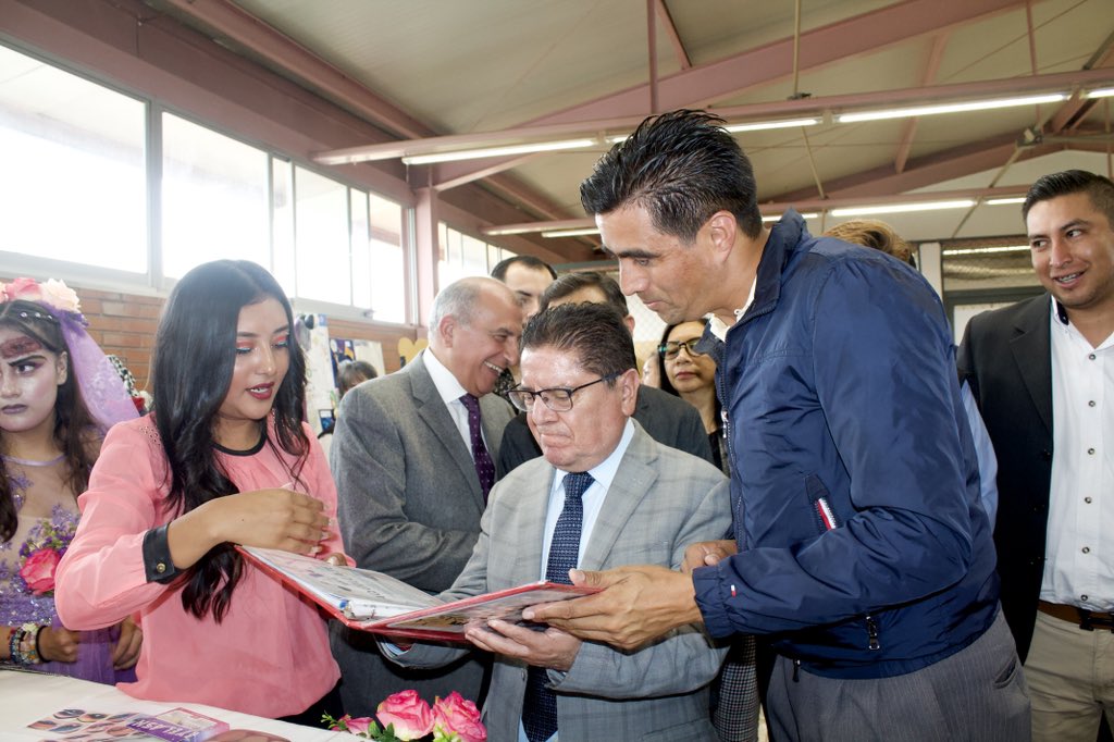 JaimeRebolloH's tweet photo. Este jueves, asistí a la Clausura de Cursos de la EDAYO Toluca en compañía del Coordinador de Organismos Descentralizados de la DGCFT.
Felicito a todo el personal administrativo, instructoras e instructores de la EDAYO Toluca, por trabajar día a día en progreso de la capacitación https://t.co/sYEJcVCN0i