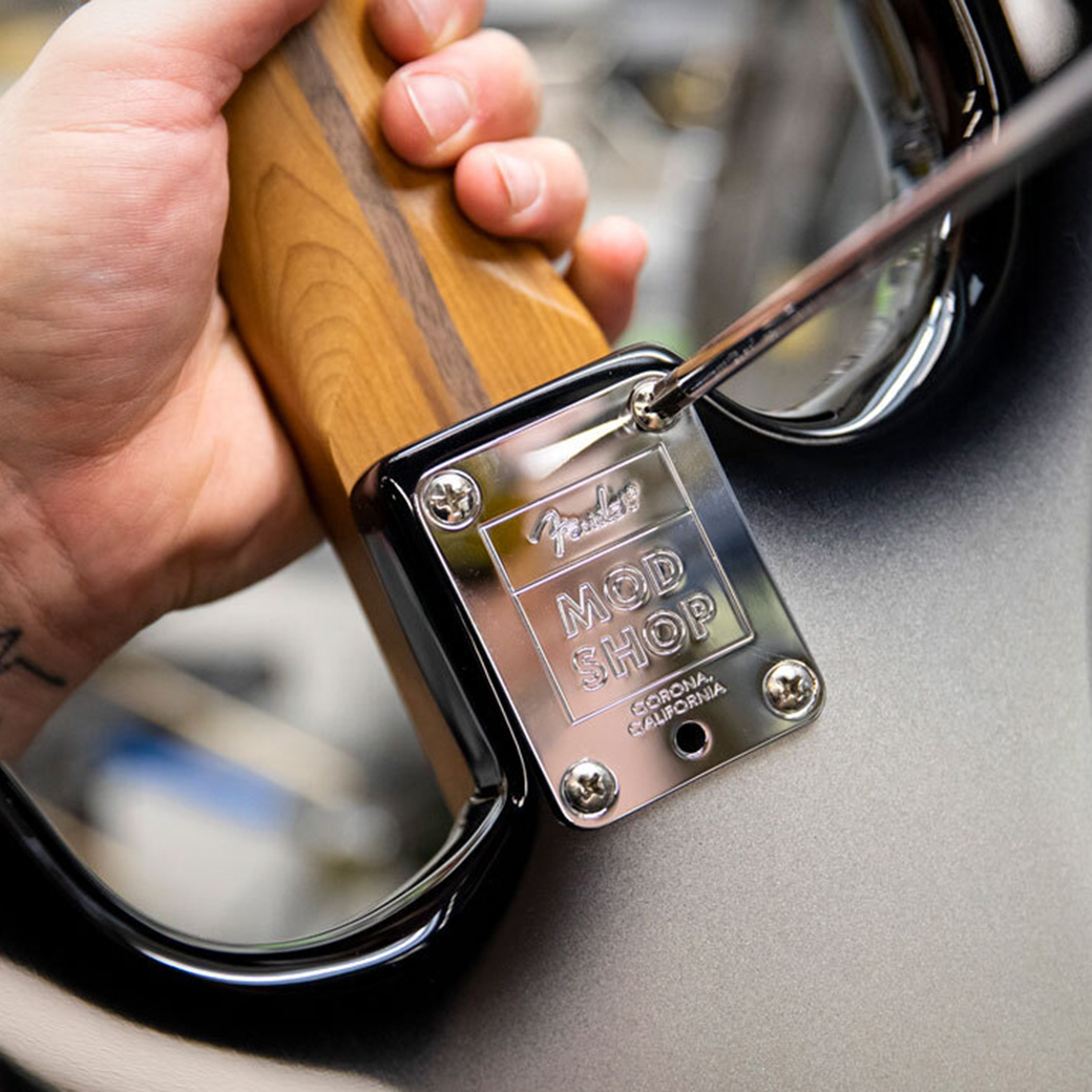 Fender_Official's tweet photo. あなたがデザインした夢のギターをフェンダーが製作‼

ギター＆ベースのカスタマイズサービス【Fender Mod Shop】は、お客様が自分の好みに合わせてオリジナルの楽器をデザインすることが可能✨

チェックしてみる👉https://t.co/ez9PXYiT4p

#FenderModShop #Fender #フェンダー #ギター #ベース https://t.co/jOaIctPHQl