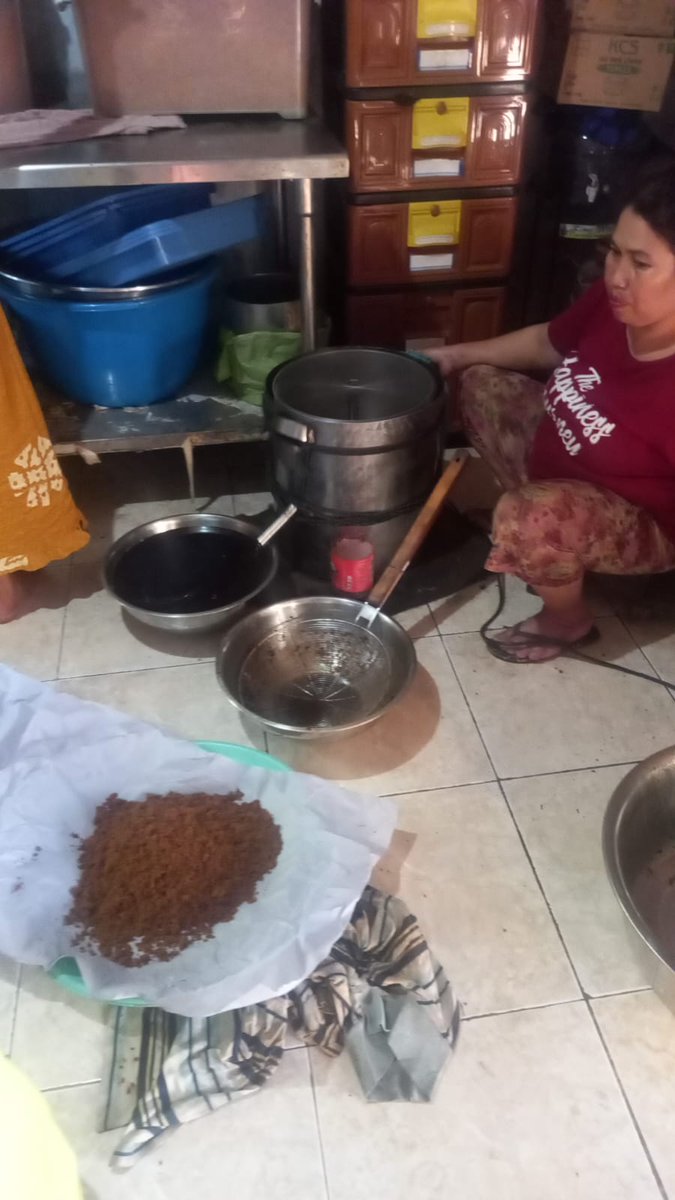 Irmayatilatief's tweet photo. Jumat (01/09/2023), Irmayati, PPB Makassar, Poklahsar Mangga tiga ,Kel.Tanjung Merdeka, kec.Tamalate,produksi sebanyak 109 kg abon ikan Tuna
#Dataproduksi
#luhlapor
#giatluhkankotaMakassar
#BRPBAPPPMaros https://t.co/ErzmDWSGxd