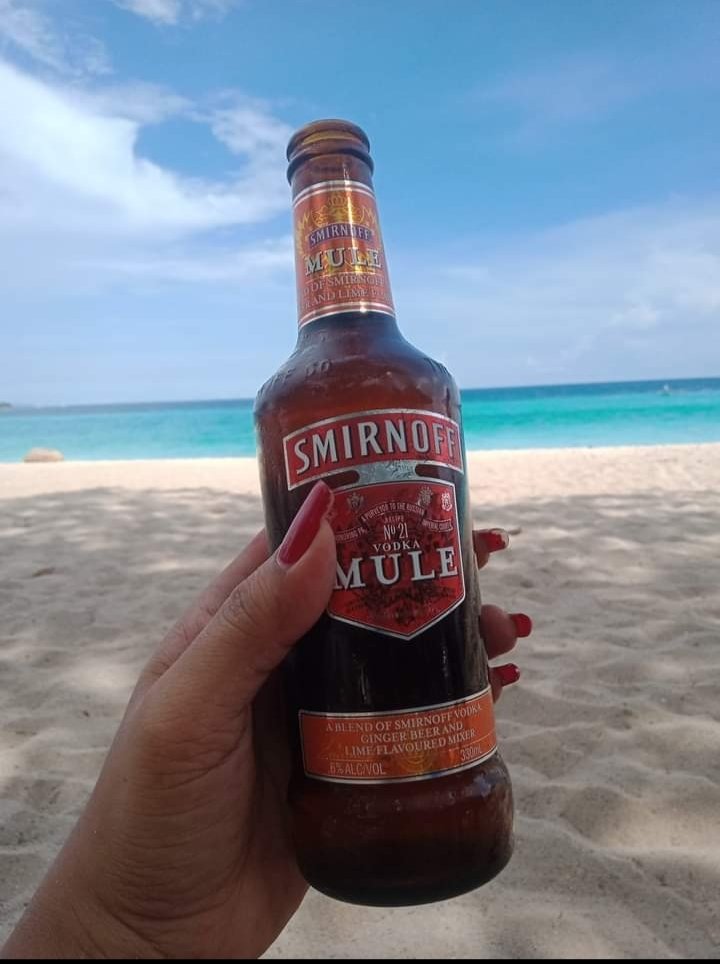 TransDavao's tweet image. Feel the breeze of the sea facing the Pacific Ocean 🌊 Vitamin Sea Sun, sand and a beer 😘 @DahicanSurf