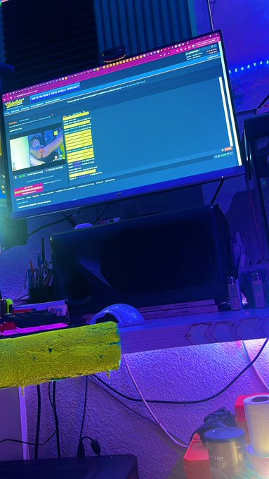 Chaturbate!!⚡️❤️⚡️ https://t.co/81gWinTbn6