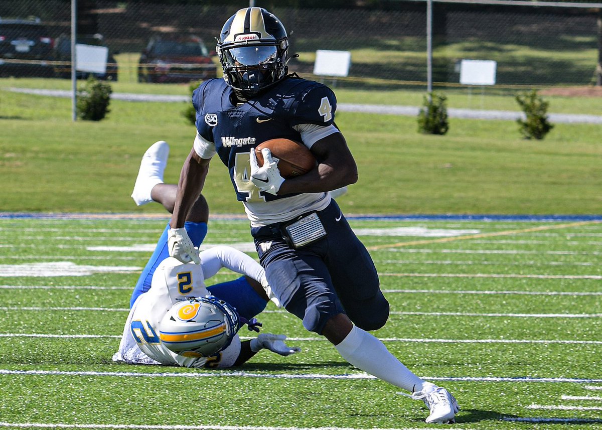 WU_Bulldogs's tweet photo. #21 @WingateFb got 236 passing yards, 60 rushing yards &amp; 3 TDs from Noah Bell in a 30-7 season-opening win!

Jones, Flanders &amp; Wilson scored TDs for the 'Dogs; Mullen &amp; Byrd had 8 tackles each, Edwards had 2 sacks &amp; 2 forced fumbles!

Recap | https://t.co/ZqPypRz1Mp

#OneDog https://t.co/syyjFjpBhY