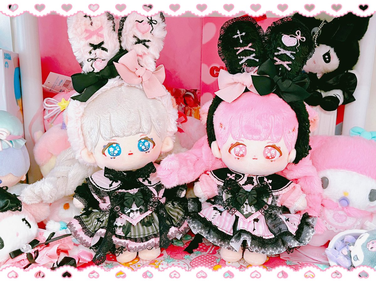 너무 예쁜 옷장이다♡ 등쪽에 있는 미니미한 악마 날개까지 넘나 귀엽고 깜찍♡ 

Doll: 무속성 심포디 20cm @somsom_Grape

Hair: 양갈래 커미션 <a href="/SPOOZY_CLOSET/">🐾͙💜스푸찌 양장점🖤🐾</a>

Dress: 쁘띠 아뜰리에 옷장 - 쁘띠 데빌 <a href="/petit_oxo_/">쁘띠 아뜰리에</a>