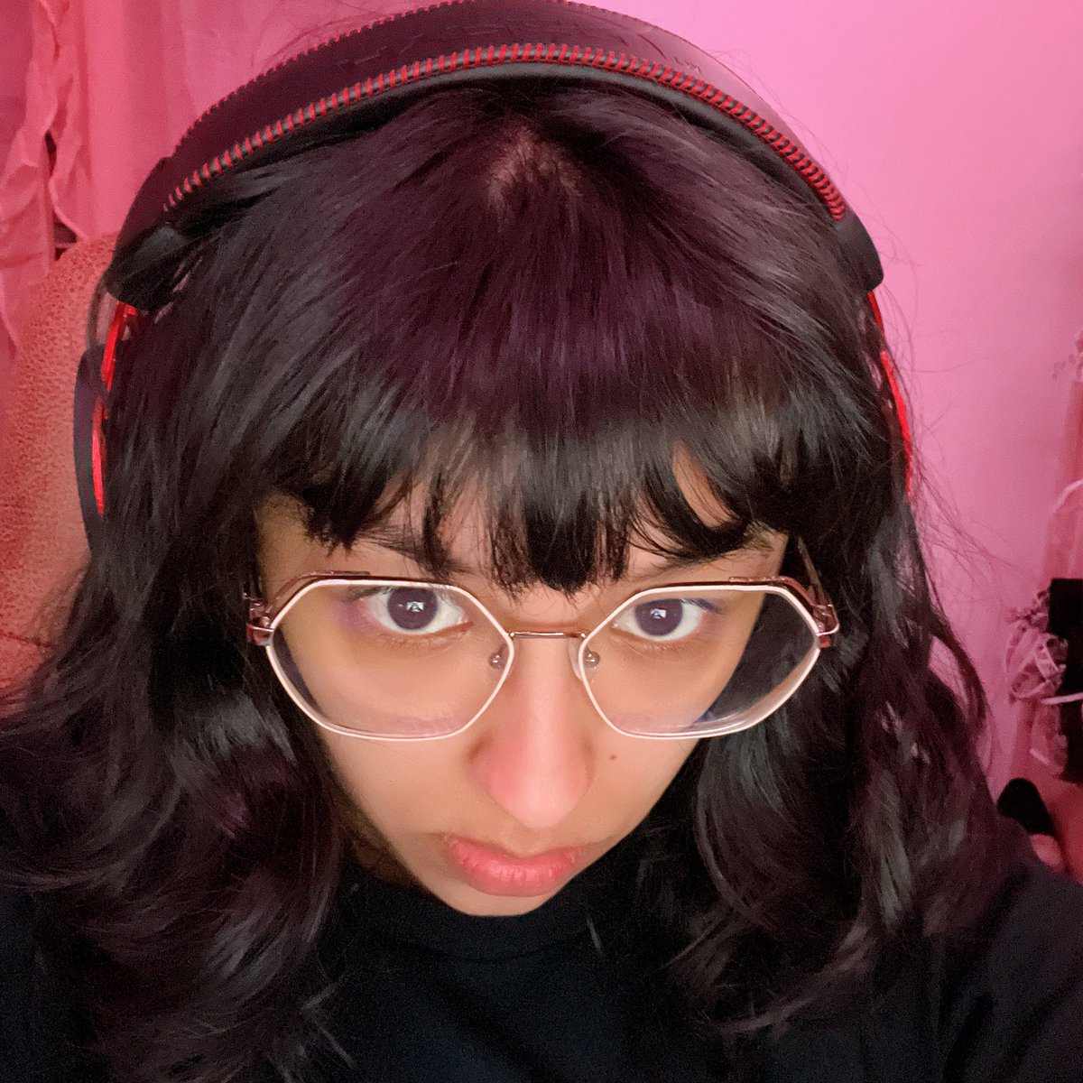 jowrlld's tweet photo. say hi or else ):< // jk you’re all amazing and hope to see u 2nite during my stream!! #overwatch #overwatchlive #twitch #twitchfr #girl #egirl
https://t.co/oKwXb131Fw https://t.co/pzDEjgc1oC