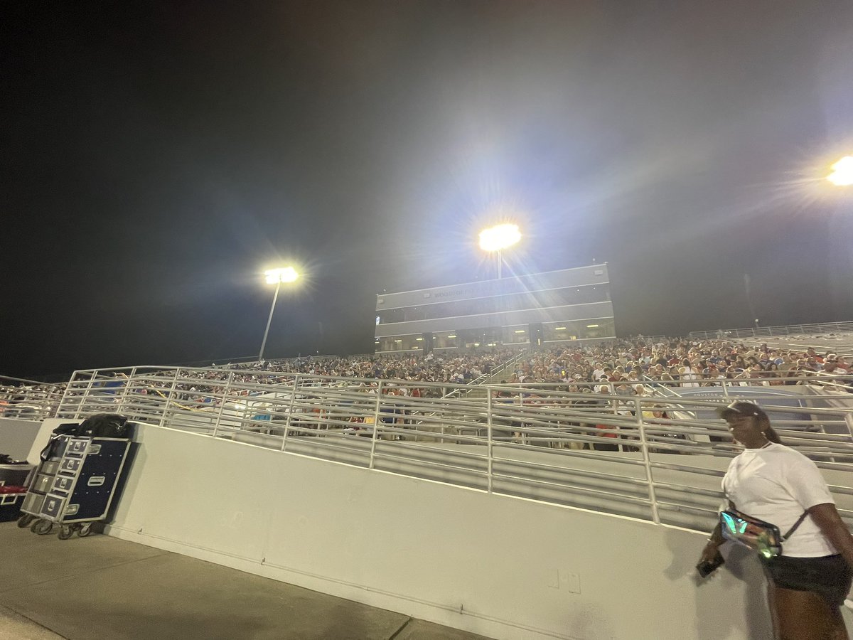 ChipBaker19's tweet photo. Friday Night Lights! Oak Ridge HS vs Stratford HS at Woodforest Bank Stadium. @oakridgefb @oakridgehs @stratfordfb1
#orhs #wareagle #stratford #football #conroeisd #grateful #tsc #gogetit https://t.co/GXDEfQIPKK