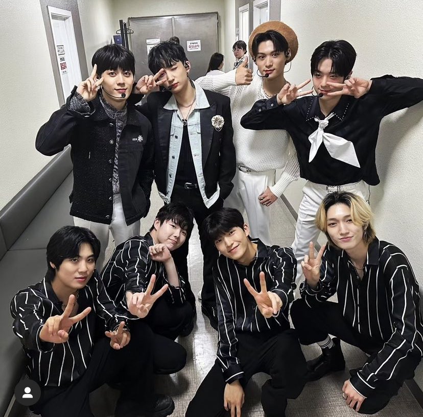 daydreaMIN1113's tweet photo. TeamFollow update with BXB
Thank you for the hard work, and being with BXB all along Planet!!
#BXB #비엑스비 #안무팀팔로우 #TeamFollow https://t.co/RXZ6EFvbo8