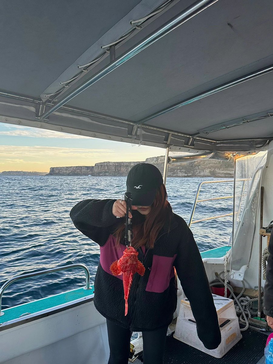 VeraaaYang's tweet image. Acute people must not be suitable for fishing. You must be quiet to realize the joy of fishing.