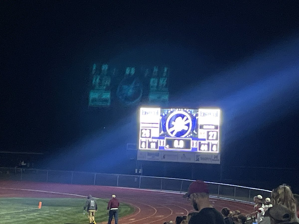 pottersfootball's tweet photo. Morton wins 27-26 over Rochelle !! 
ROLL HOGS!! https://t.co/9M69t9vaS2