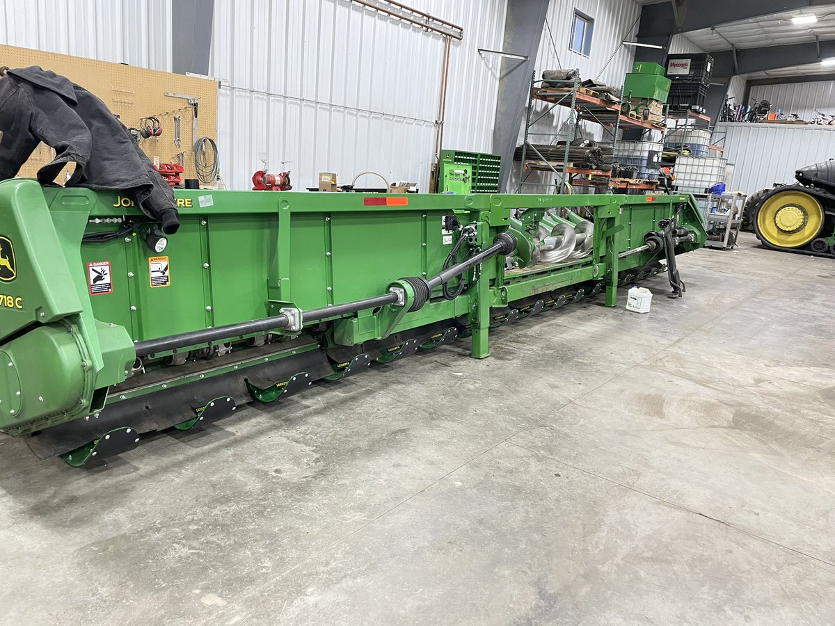 MaendelWayne's tweet photo. @mcbmc_ @LeadingEdgeEq I toke a 718 header cut it out for a x9 and put new wire harness and brain box on there  and the new style stuck stomper https://t.co/xRj8Y7SXGJ
