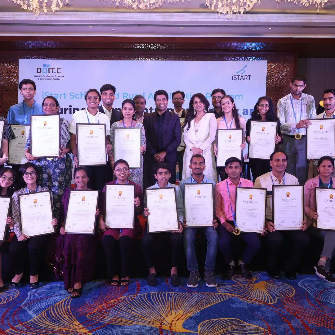 gogarbage_in's tweet photo. Awarded &amp; felicitates by @istartrajasthan @DoITCRaj @ashokgehlot51 @namitathapar 
School &amp; Rural Acceleration Program at @HolidayInn Jaipur 

@DcDmPali @ashokgehlot51 @_DigitalIndia @gogarbage_in @RajGovOfficial @startupindia https://t.co/kQEYeEubHE