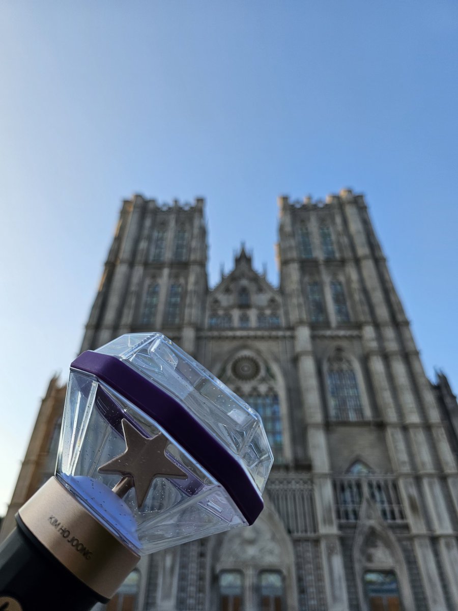 @hojoongofficial 달려가자~~~
버스에서도 달리고 싶어요🤣
기대만발 대박기원
#GREAT김호중
#kimhojoong #트바로티 #TVAROTTI