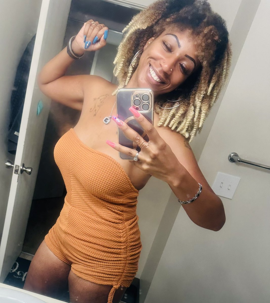 TrissyMillie's tweet photo. 🫶🏽 https://t.co/SZeVqWopZJ