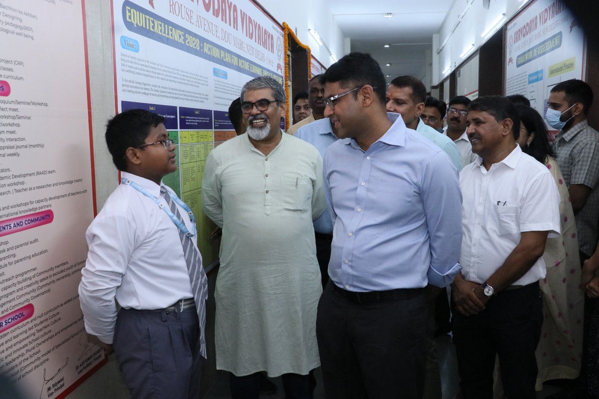 SbvRouse's tweet photo. Inauguration of equitexcellence 2028 in SV Rouse Avenue by Director of Education Mr.Himanshu Gupta https://t.co/9FIQPExzaT