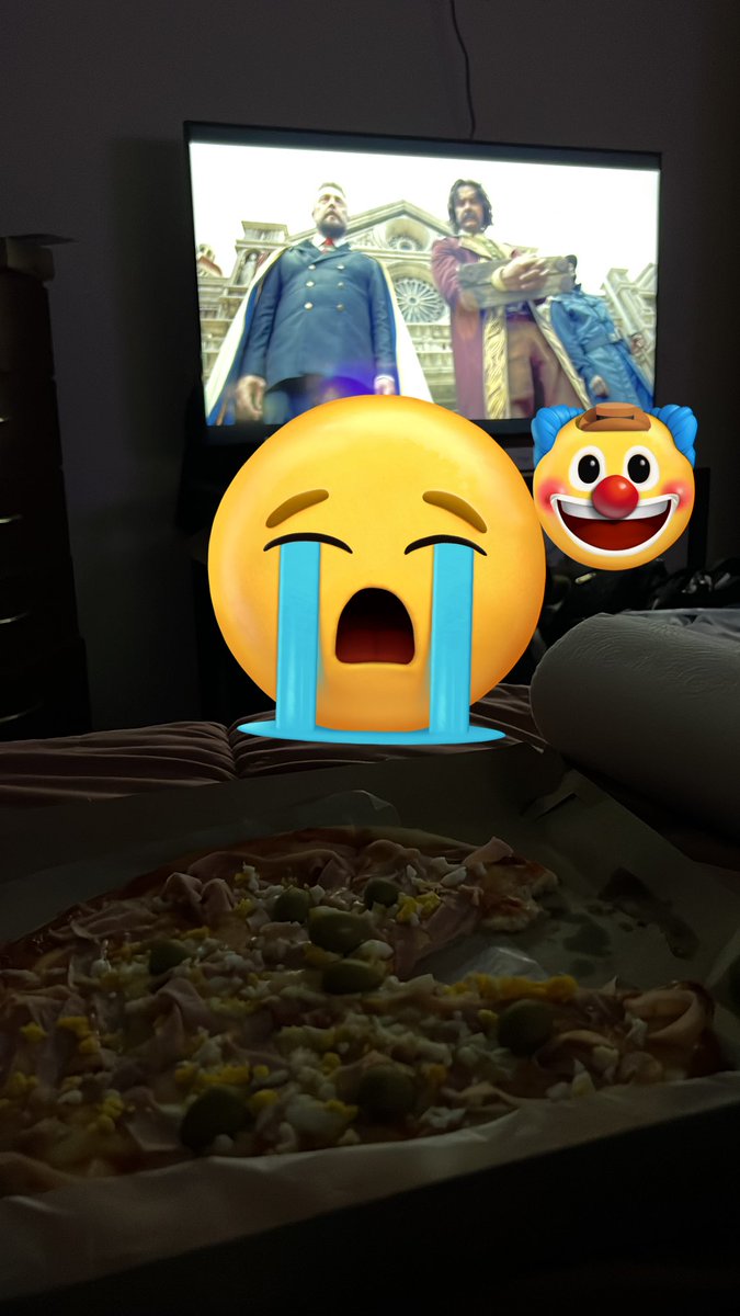 MaiNoboshi's tweet photo. Cuando te invitan a ver Netflix, y si ven Netflix 😭 https://t.co/ciwdWyS44i