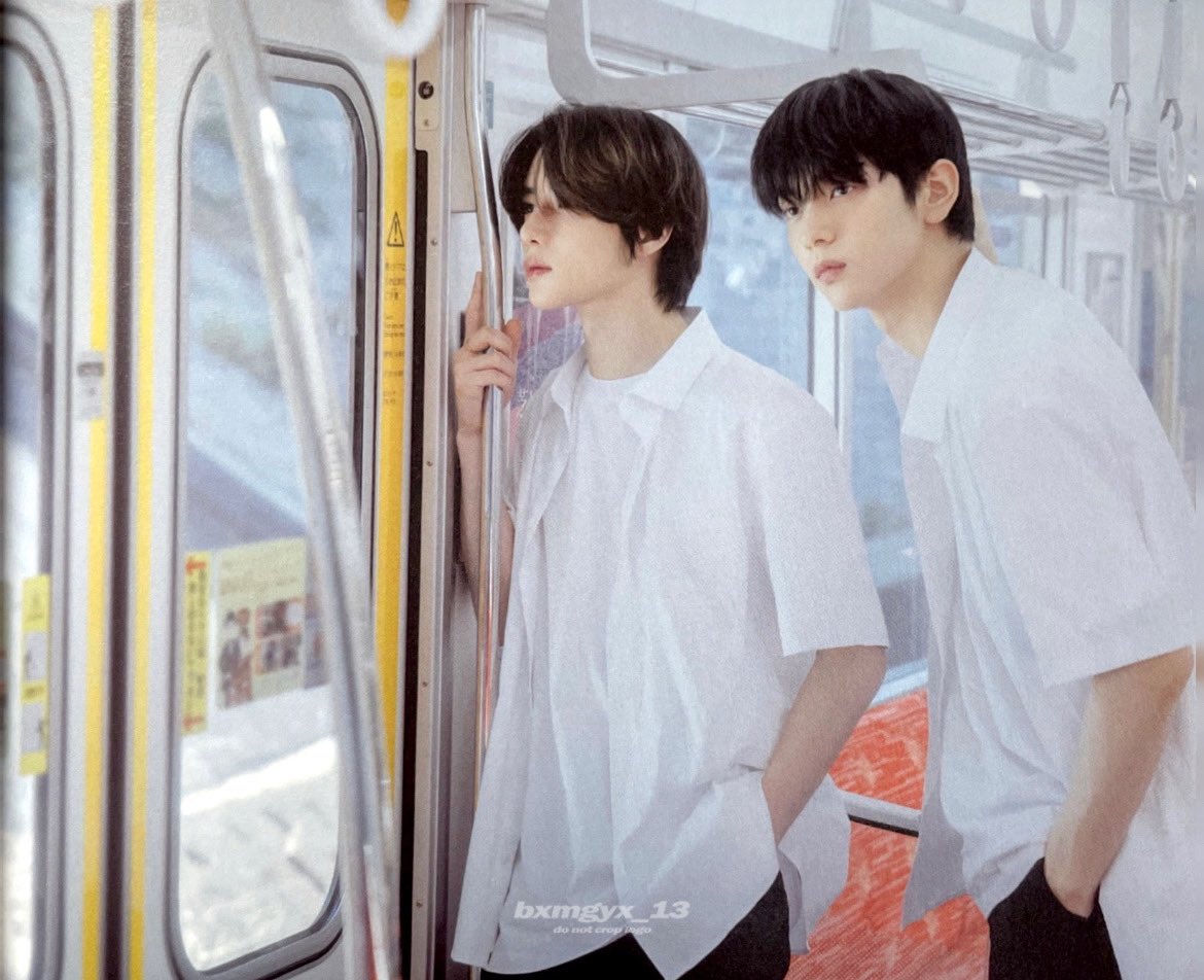 bxmgyx_13's tweet photo. SEASON OF TXT YOUTH postcard scan 단짝즈 ㅠㅠ #수빈 #SOOBIN #범규 #BEOMGYU https://t.co/Dj3t0LswZ7
