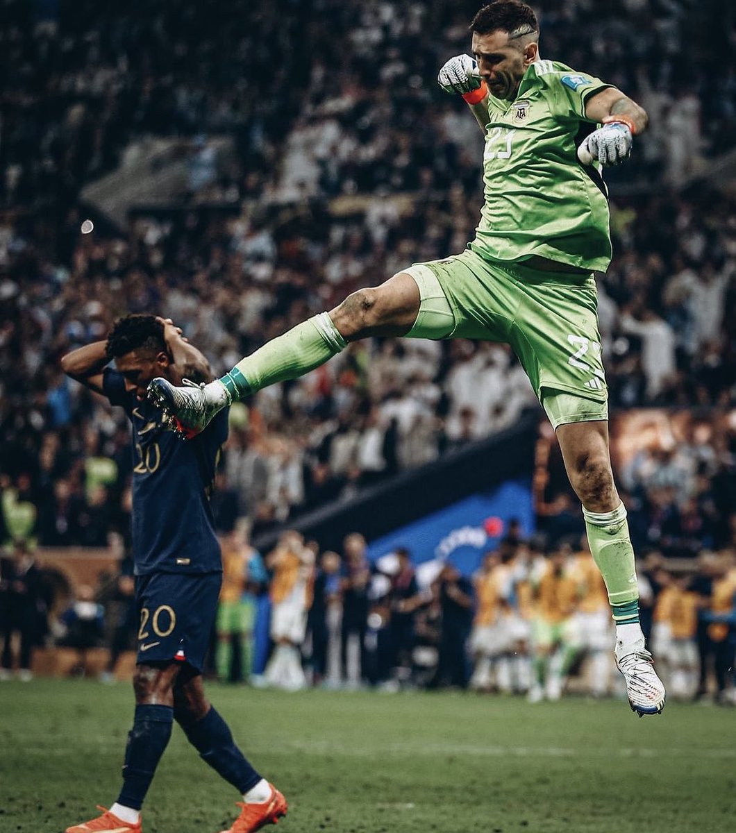 Dibu, héroe eterno de la Selección Argentina.