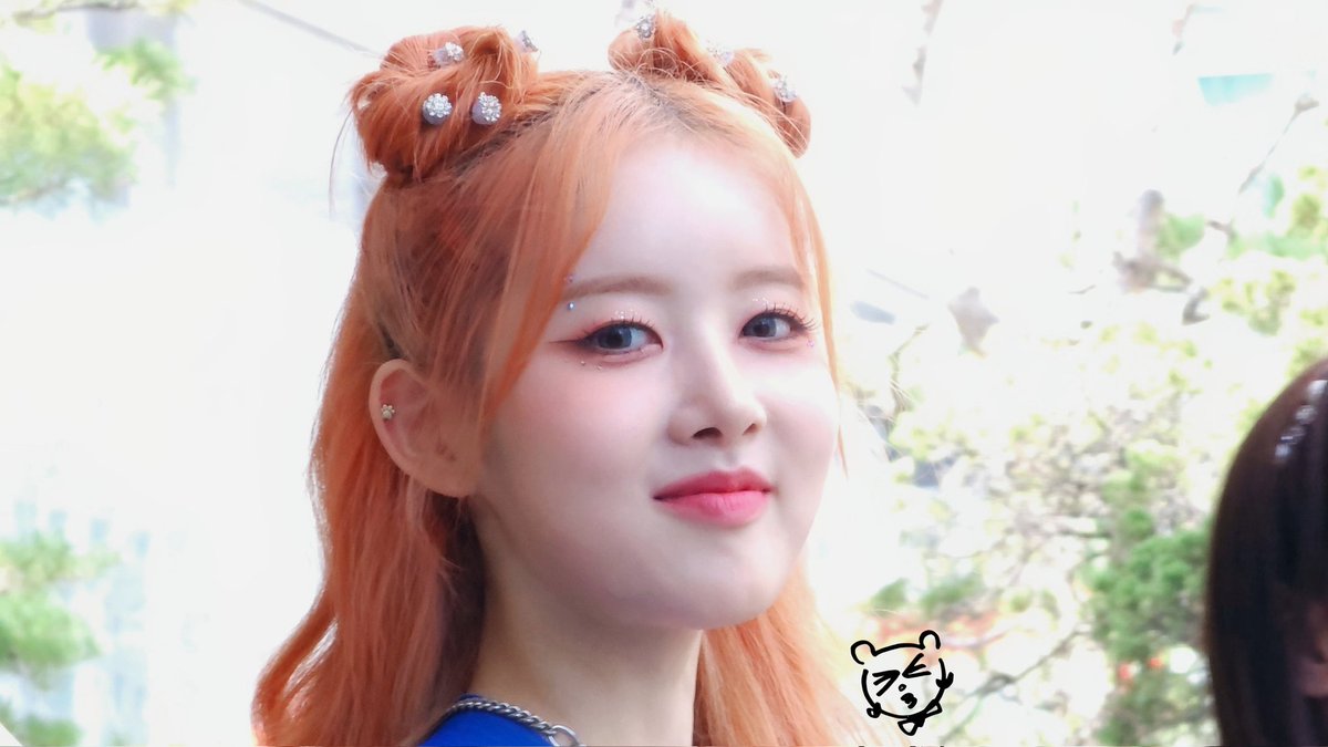 PageofLOVE81's tweet photo. 230902 스테이씨 미니팬미팅
너무 사이드에 앉기도 했고😭
카메라 안가져와서 남은 사진이 이것밖에 없네.
시은아 활동 정말 수고했어.🙏🏻🙏🏻
#스테이씨 #STAYC #시은 #SIEUN https://t.co/lDGnxGyd3g