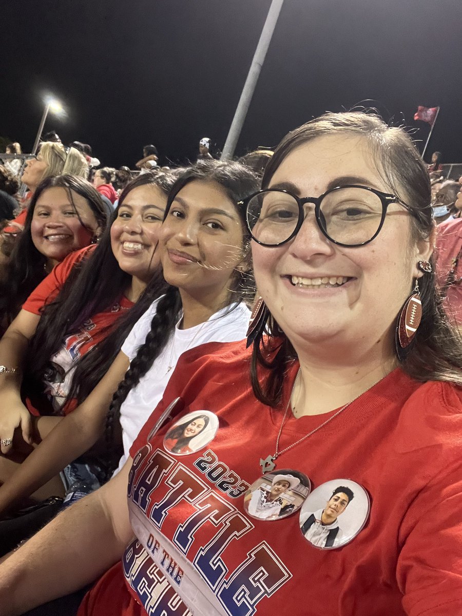 MsHickeySS's tweet photo. We may not have won the football game but I have the best current and former students and we had a great night. So proud to support each and every one of  the @Terry_Rangers! https://t.co/MFBsJaQACM