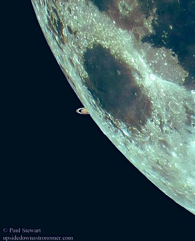 KJsassyass's tweet image. When I hear Satellite by Harry Styles 🪐🌖📡