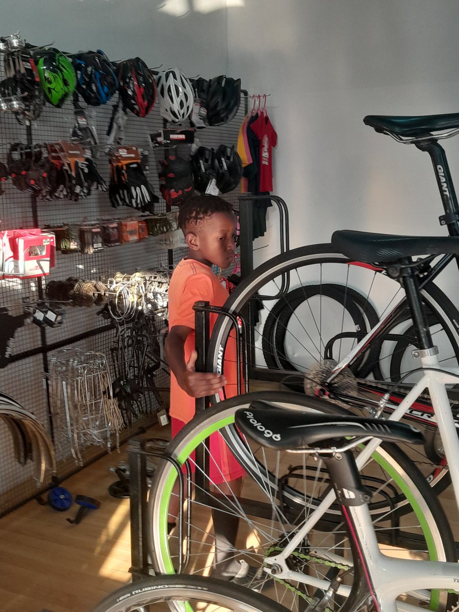 graycianc's tweet image. #Shimano #biketech Adrian_Rogers