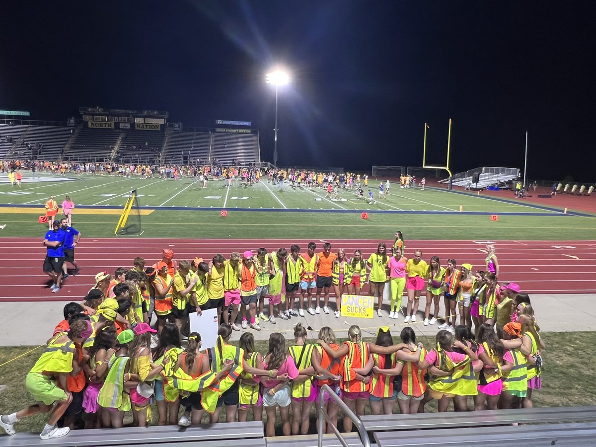 MrsGeisert's tweet photo. So proud of @BluejayLeaders,  @LibertyStuCo and Gavin’s friends with all your work helping LHS honor him. Tonight we saw how much he meant to all of you. Thank you to the fans who also joined in honoring Gavin tonight as well! @LHSBlueJays @LHSBlueJays https://t.co/hwTPoDRnaf
