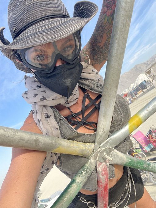 I want to watch you boys cock fighting for me. 🐓  #ThunderDoming #BurningMan2023 https://t.co/VLjmVk<a href="/tag/burningman2023"class="tags"><span>#burningman2023</span></a><a href="/tag/thunderdoming"class="tags"><span>#thunderdoming</span></a>