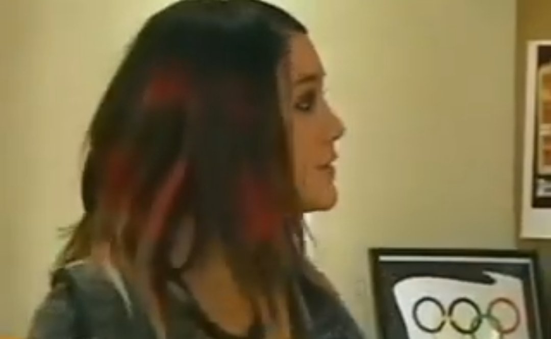 pardoraybr's tweet photo. - Senhor Bustamante o que está fazendo misturado com o povo?
- eu sou Roberta Pardo Colega do seu filho*cumprimento o meu futuro Sogrinho*
- sabe que não é muito normal mais eu vou cuidar muito bem dele
- não sei porque pergunta ao Dieguinho
- igualmente
#Rebelde009 https://t.co/IdkdSW3L2s