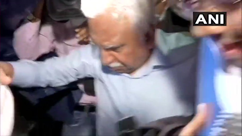 ptindianews's tweet photo. Bank fraud case:-Jet Airways founder Naresh Goyal arrested https://t.co/mjnzM2JXya via @www.publictrustofindia.com 
#NARESH_GOYAL
#BANK_FRAUD
#JET_AIRWAYS https://t.co/FGvX6bcdcb