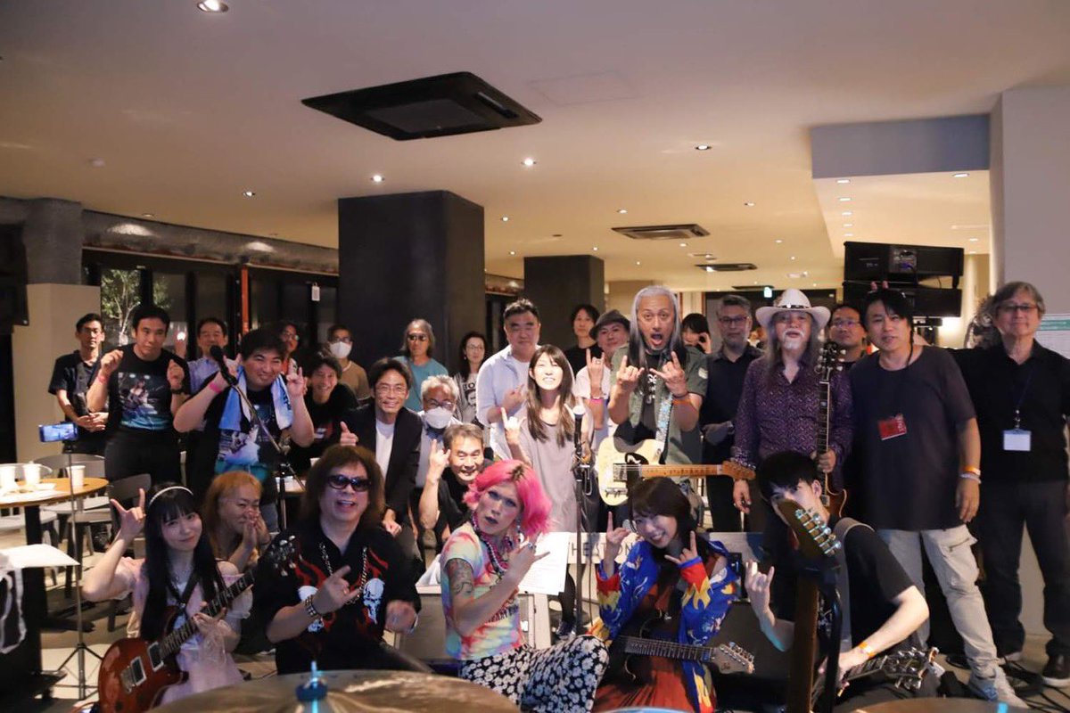 indrah_p's tweet photo. 本日も18:00より当日券ありますので、是非観に来てください。19:30スタート!会場はスカイツリー隣接ミズマチ
#LATTESTSPORTS です。
#VPGF #VintageAndPremiumGuitarFestival #FujiwaraGuitarCase https://t.co/w7ur3AZhca