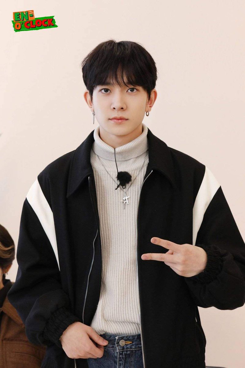 strawberrheelvr's tweet image. DAY 130
of finding interactive moots!
hi, im trixia!
✧she/her, filo, entj-t, 03' liner
✧not new to #stantwt/#kpoptwt 
✧preferably filo stans (engene, blink, carat, stay, midzy, once, army)
✧ults: enha, svt &amp;amp; bp

♡/🔃 to be moots !! likes &amp;amp; retweets are highly appreciated