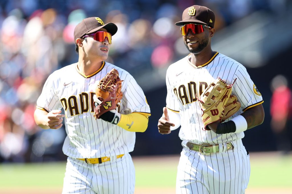 AlScott1998's tweet photo. The Padres are 1-0 this season since signing Jurickson Profar
#ProfarSoGood https://t.co/FtLG2rxdSY
