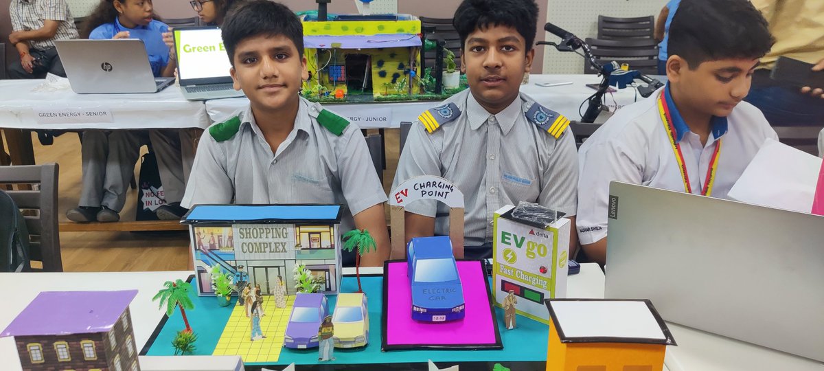 PriyankasriAps's tweet photo. Winners make a habit of manufacturing their own positive expectations in advance of the event. ..#Invincibleahlcon#ahlconpublic#teamATL#WINNERS 
at  birlavidyaniketan @Ahlconpublic1 @Ashokkp @MamthaSays @Ahlconpublic1 @N https://t.co/GzwQj2ROVN
