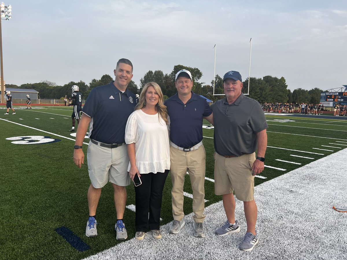 𝔾𝕣𝕖𝕘 𝕎𝕪𝕒𝕟𝕥 tweet media