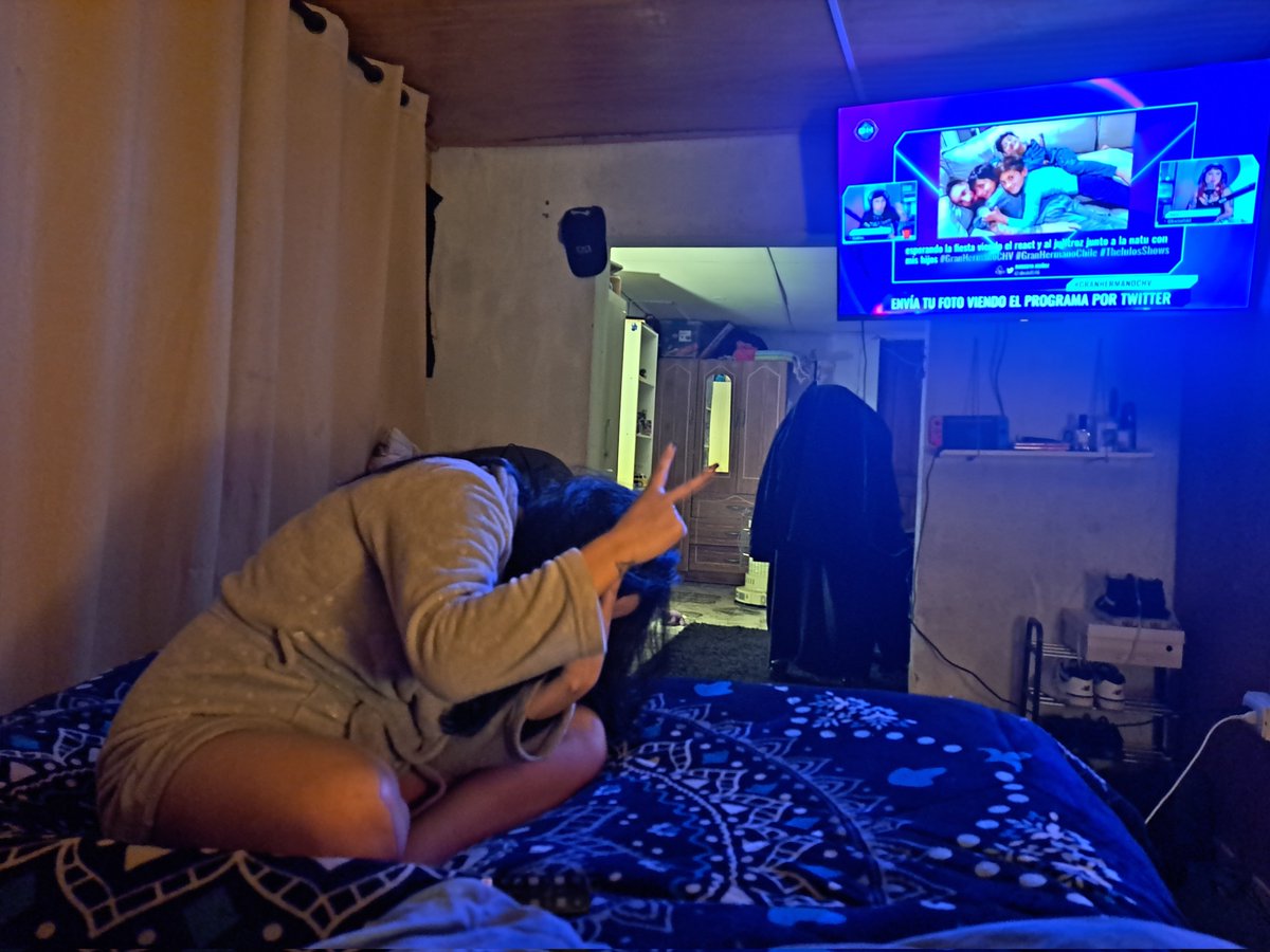 Aqui viendo el reality con mi lula 💋❤️ #GranHermanoChile