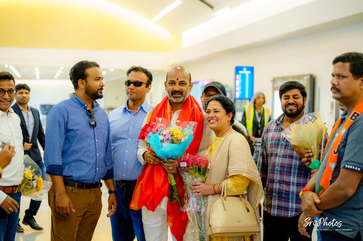 bandisanjay_bjp's tweet photo. USA tour begins with traditional welcome at Maynard H. Jackson Jr. International Terminal, Atlanta. https://t.co/XvmruB8V2D