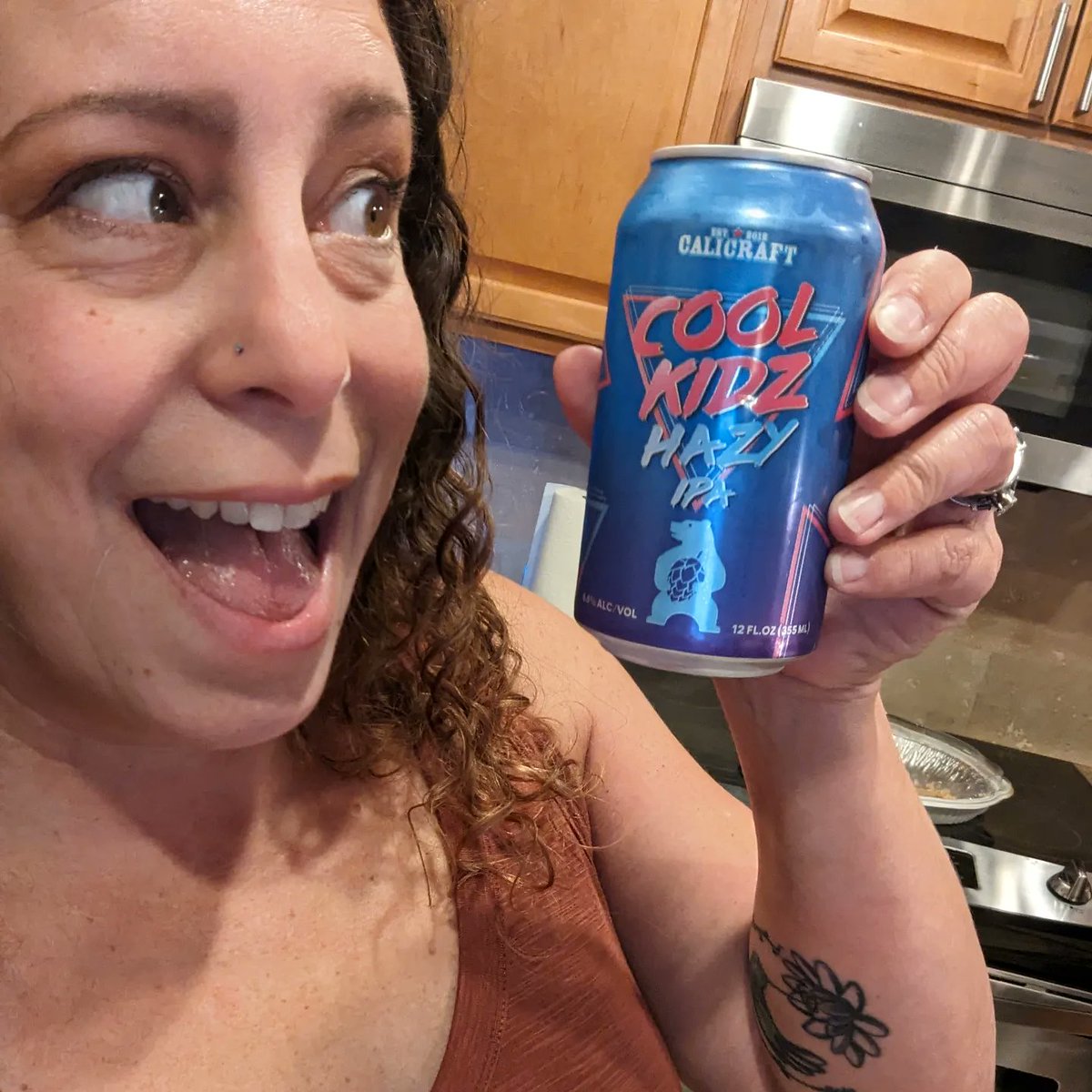 I'm a cool kid....z!!  Haha, not a bad hazy!  Have you tried it before?  What did you think?

#beer #ipa #hazy #cool #kidz #coolkidz #yum #cheers #weekend #friday #fridaynight #night #holiday #laborday #labordayweekend