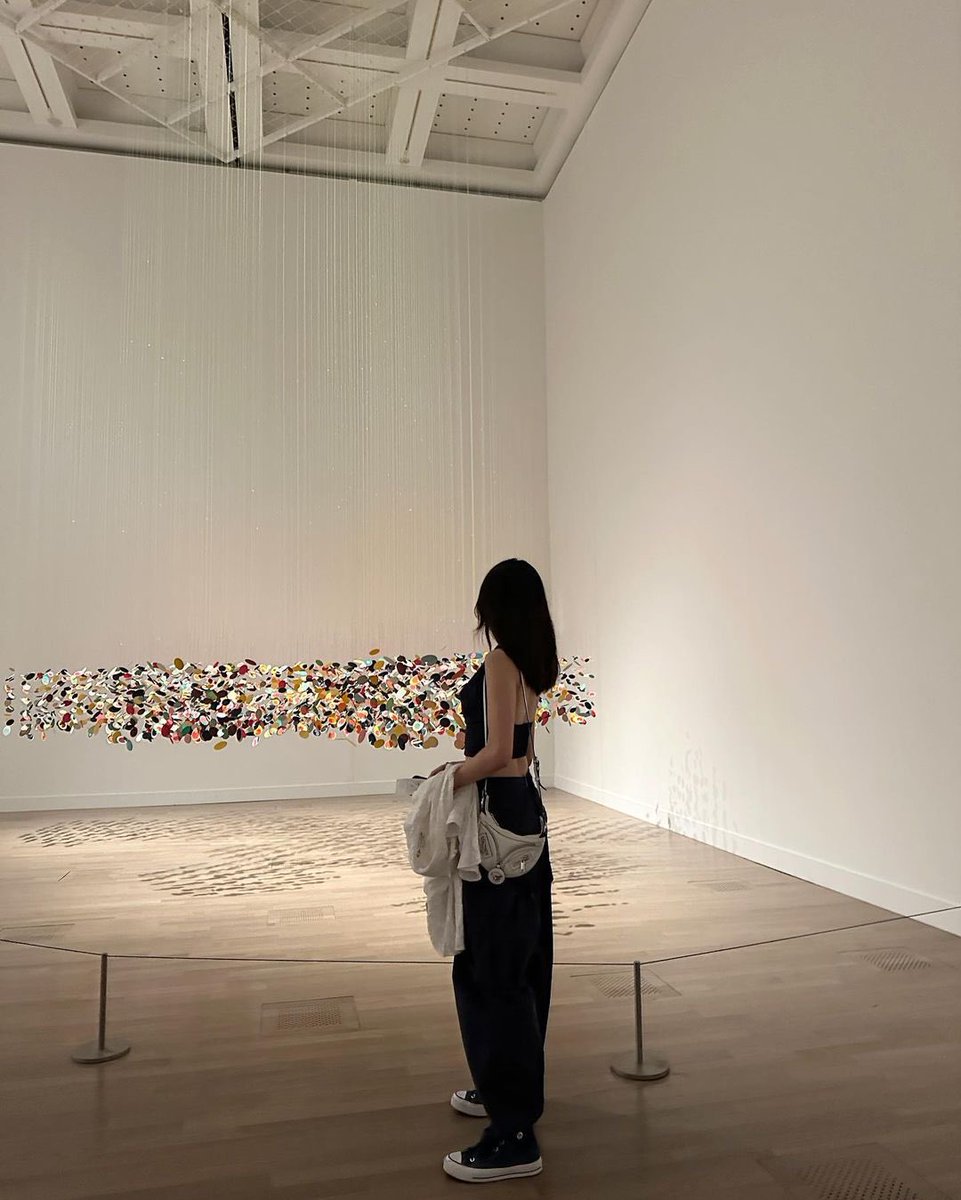 sserapics's tweet image. the girlfriend pov