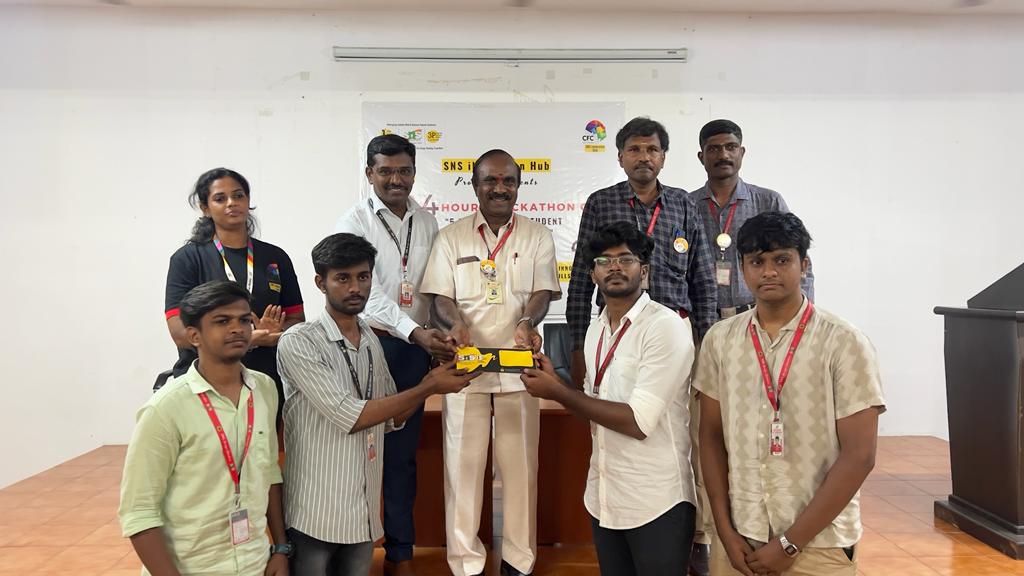 balaji_jpeg's tweet photo. 🏆 Just emerged victorious in the 24-hour hackathon! 🚀💻 #Hackathon #SoftwareEngineering #HackathonChamps #CodingAllNight https://t.co/IxZuC0tfO2
