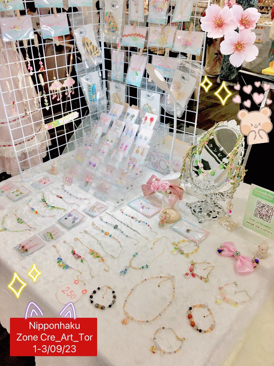 BBubble_Moon's tweet photo. Hello ! ทุกคน วันนี้ Bubble_moon แยกร่าง มาเจอกันได้ทั้งงาน 

🇯🇵#Nipponhaku2023 
โซน #cre_ART_tor 
ที่ Paragon hall Fl.5 

☕️#Moccabook booth C2 
ที่ หอศิลป์กรุงเทพ

แอบมาเซอไพร์ด้วย Collection 
🦊น้องจิ้งจอก 🐱น้องแมว 🐰น้องกระต่าย

รับประกันความน่ารักใจเจ็บกันเช่นเคย💗 https://t.co/3http1dPbw